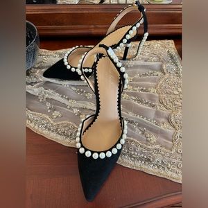 Nicola Bathie suede shoe with pearl. Never worn! Size 9.